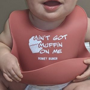 NEW silicone baby bib